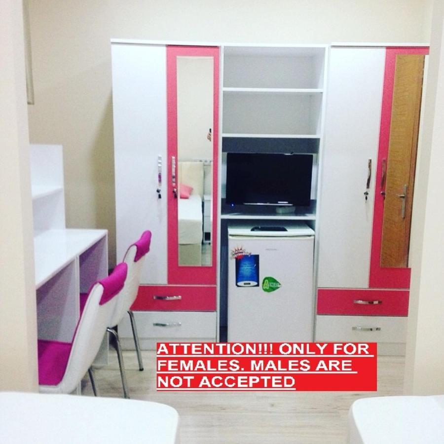 !only Females! Bakirkoy Ladies İstanbul